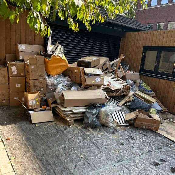 14 cubic yards waste disposal skip with 1000kg limit for heavy construction debris